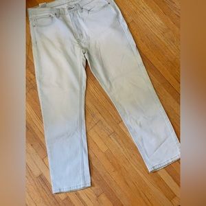 Levi's 541 Jeans Light Wash tapered leg and Stretch Denim Mens Sz. 34/30 NWOT